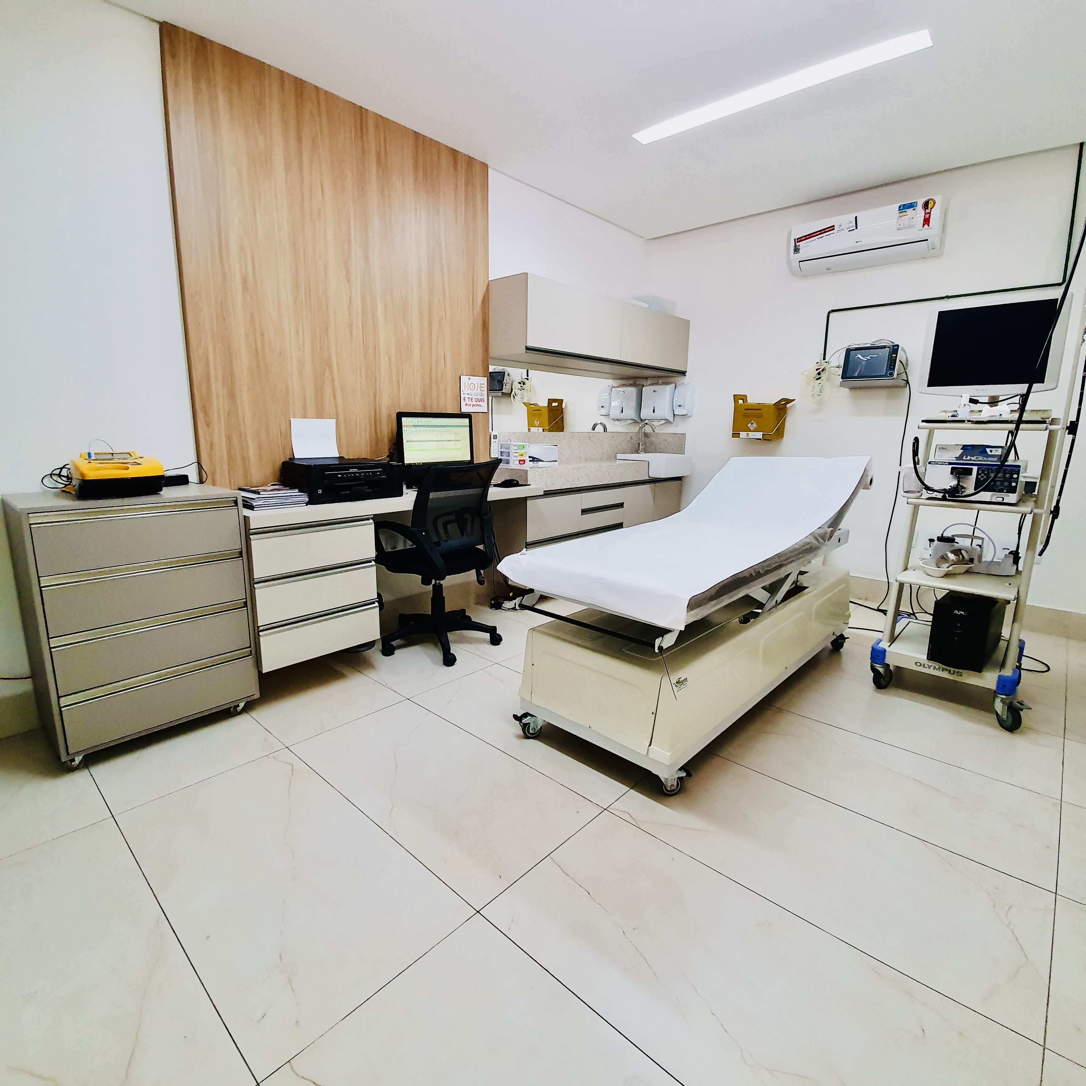 Sala de endoscopia e colonoscopia do Instituto Valler.